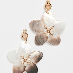 NWT Brinker & Eliza Muse Mother of Pearl Earrings